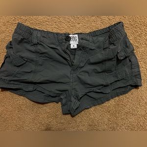 Urban Outfitters Y2K cargo shorts